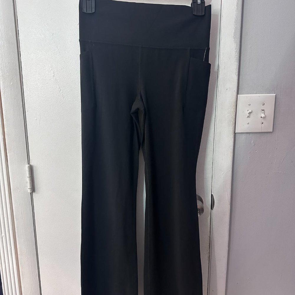 Athleta Salutation Stash Flare Pants